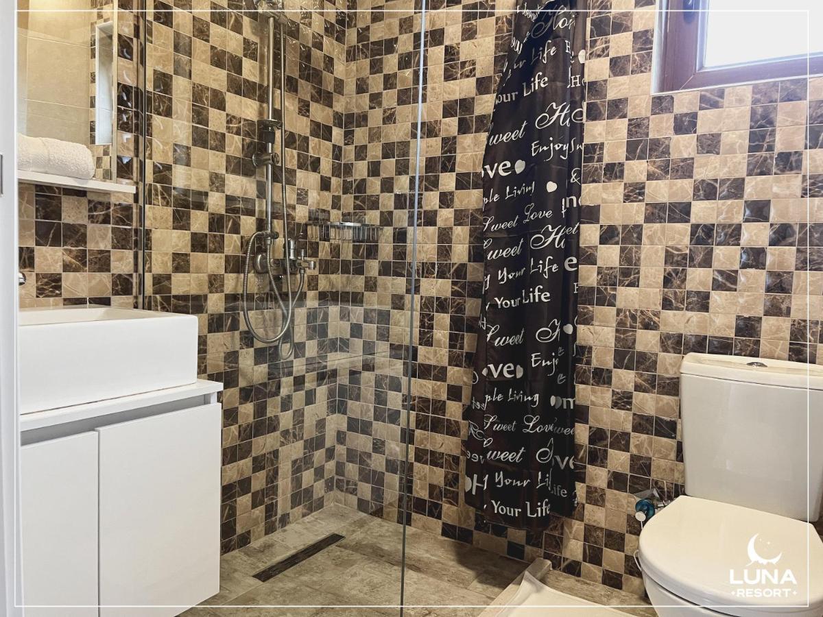 Luna Resort Печ Экстерьер фото