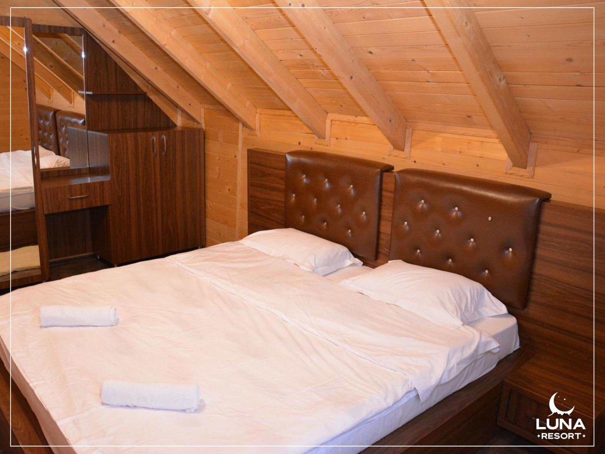 Luna Resort Печ Экстерьер фото