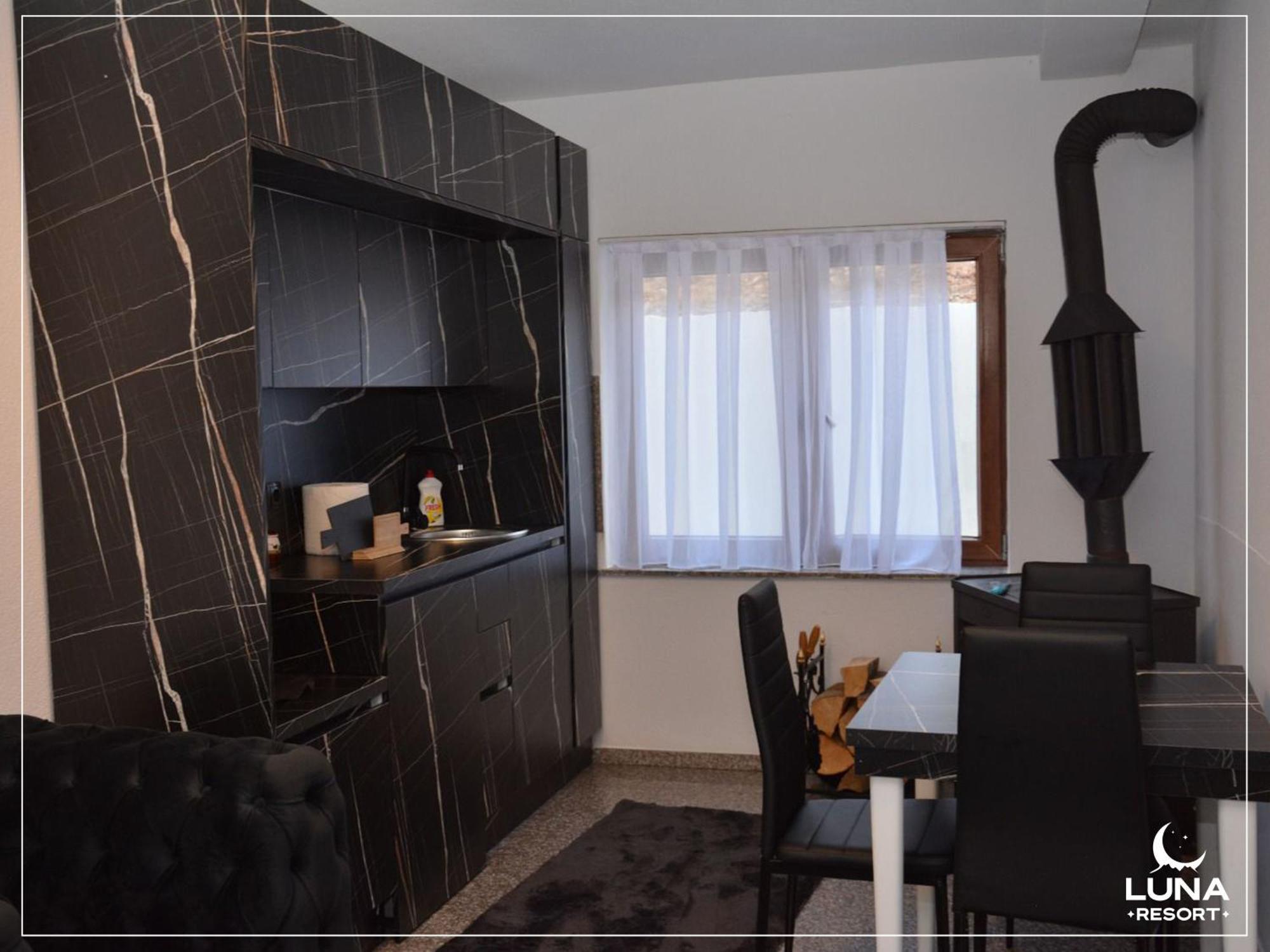 Luna Resort Печ Экстерьер фото