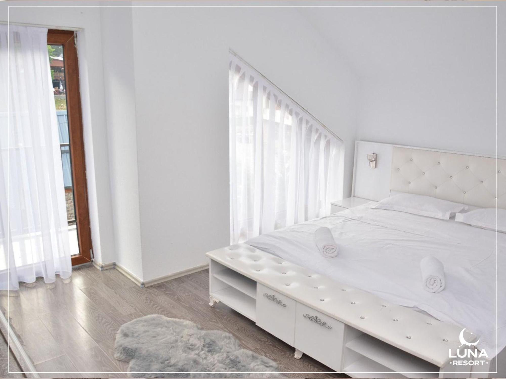 Luna Resort Печ Экстерьер фото